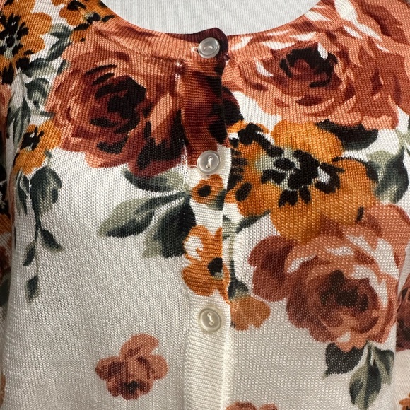 Croft& Barrow 2X floral sweater cardigan - Picture 2 of 5